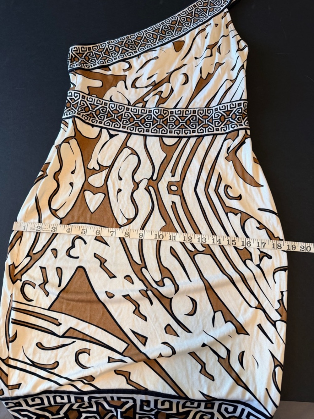 Diane Von Furstenberg 100% Silk Jersey Tahitian Maze Print, Y2K size 8 - Picture 6 of 9